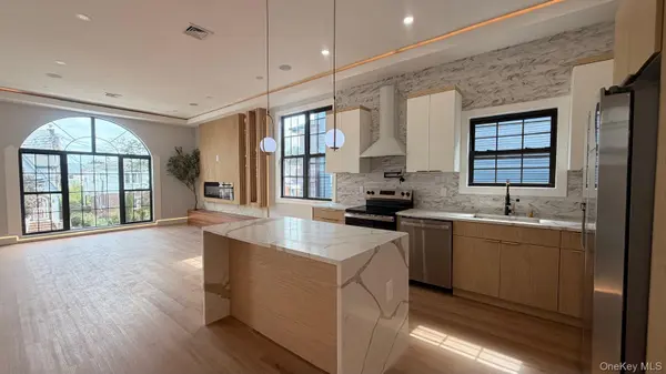 Saint Albans, NY 11412
