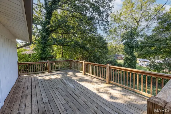 1107 S Shawnee BLVD, Jackson, MO 63755