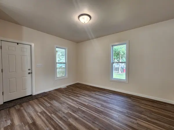 211 N Hickory ST, Wenona, IL 61377