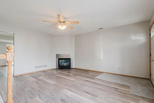 23 Fetzer DR #1, Bloomington, IL 61704
