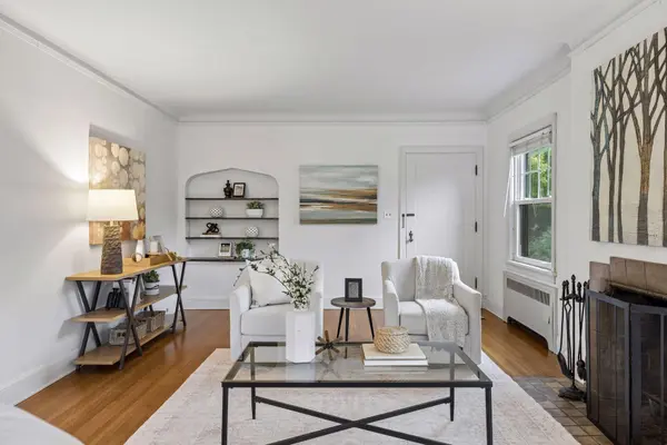 215 W Minnehaha Pkwy, Minneapolis, MN 55419