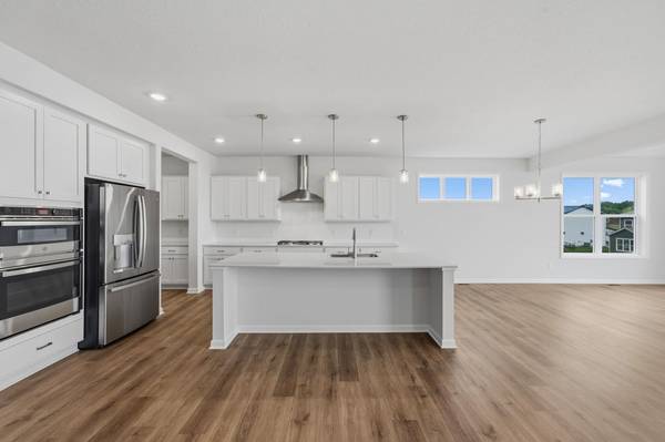 914 Big Woods DR, Delano, MN 55328