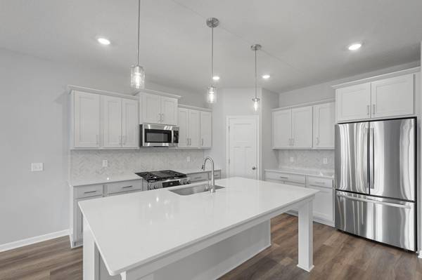 1186 Woods Creek DR S, Delano, MN 55328