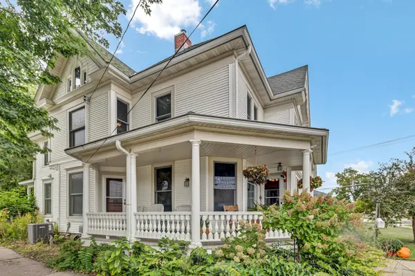 306 S Prairie ST, Lake City, MN 55041
