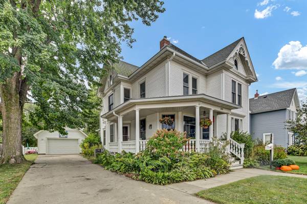 306 S Prairie ST, Lake City, MN 55041