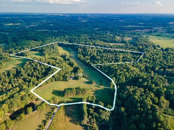 78 Shannon Rd, Leoma, TN 38468