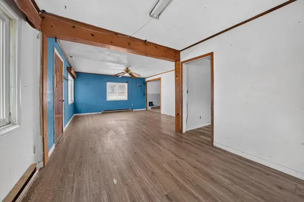 205 W Crawford St, Deer Park, WA 99006