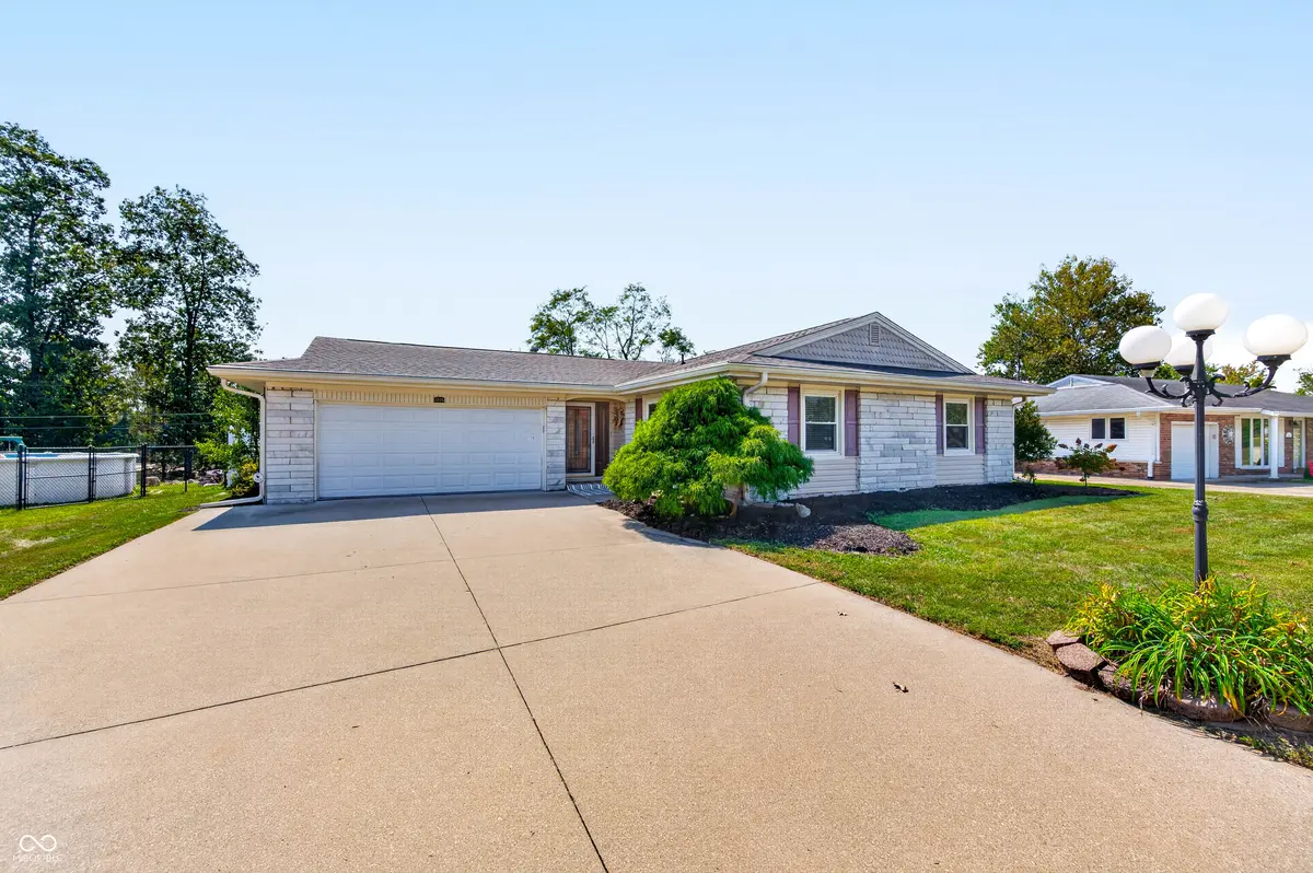 2846 Hillside DR, Bedford, IN 47421