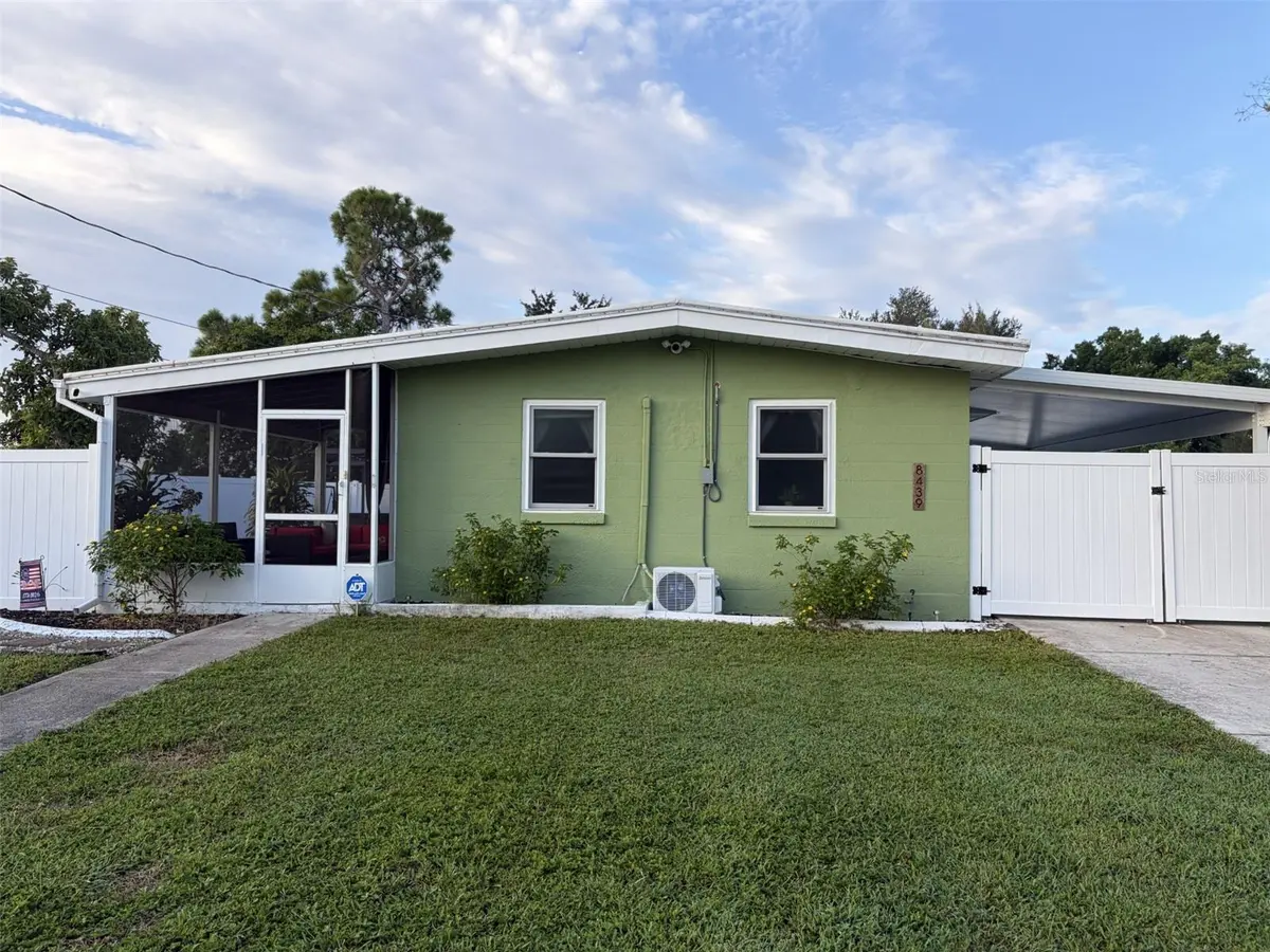 8439 DOROTHY AVE, North Port, FL 34287