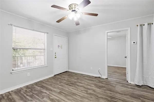 1624 Aquarena Springs DR #B114, San Marcos, TX 78666