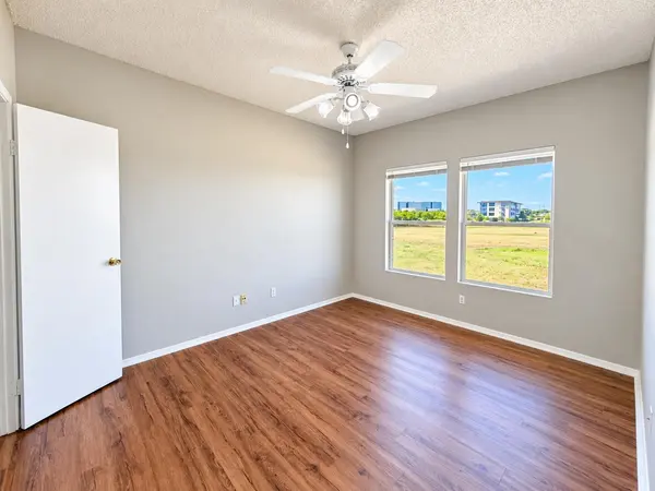12166 Metric BLVD #3010, Austin, TX 78758