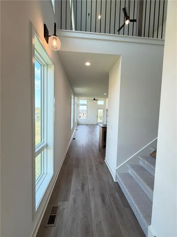 22504 W 93rd TER, Lenexa, KS 66227