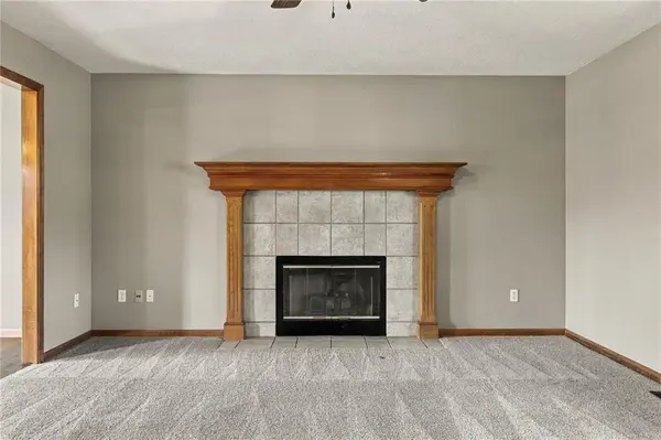 9101 NE 109th TER, Kansas City, MO 64157