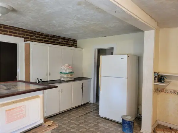 224 S Walnut ST, Olathe, KS 66061