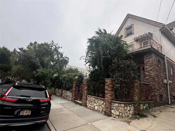 70-14 69 Street, Glendale, NY 11385