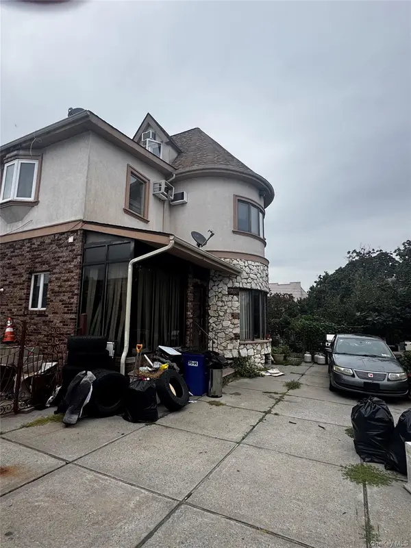 70-14 69 Street, Glendale, NY 11385