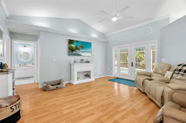 1730 NELDA LN, Sarasota, FL 34232