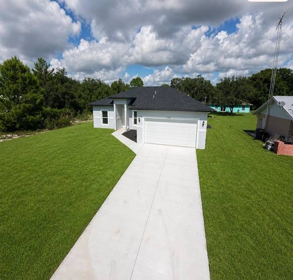 1018 GODETIA ST, Lake Placid, FL 33852