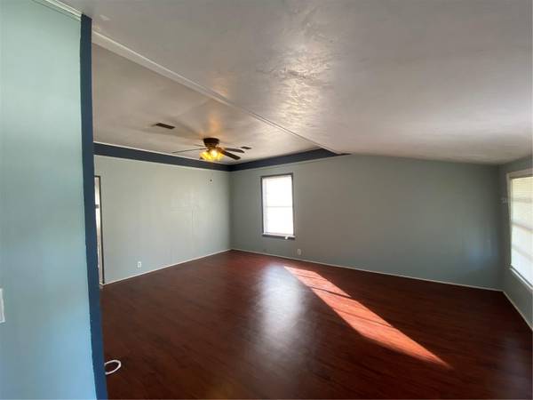 738 N SCENIC HWY, Frostproof, FL 33843