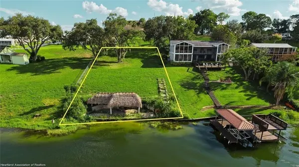721 LAKE CLAY DR S, Lake Placid, FL 33852