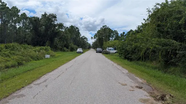 3241 DOUGLAS RD, Port Charlotte, FL 33980