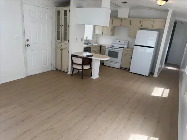 5016 COUNTY ROAD 157, Wildwood, FL 34785