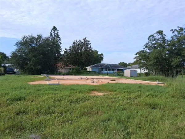 3709 SEBRING Pkwy, Sebring, FL 33870