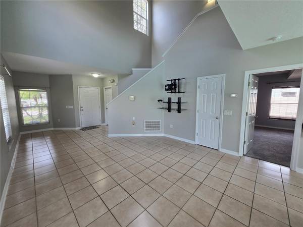 702 SONJA CIR, Davenport, FL 33897