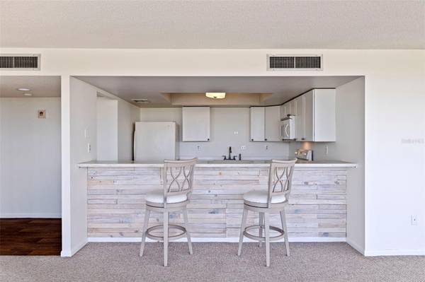 7600 BAYSHORE DR #208, Treasure Island, FL, 33706 photo 10