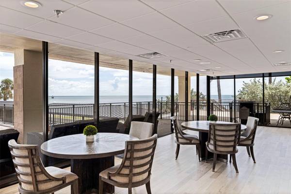 7600 BAYSHORE DR #208, Treasure Island, FL, 33706 photo 38