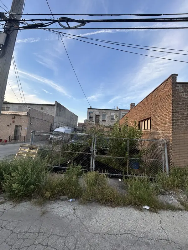 735 W 47th ST, Chicago, IL 60609