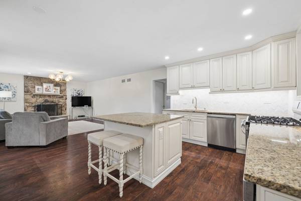 9100 170th ST, Orland Hills, IL 60487