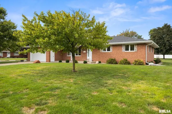 241 W EDGEWOOD ST, Morton, IL 61550