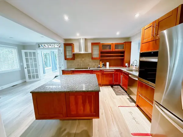 1417 Wateska BLVD, Mississauga, ON L5H 2R3