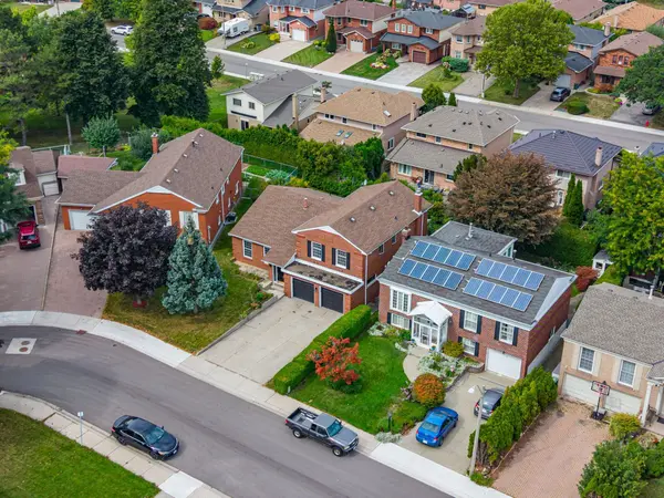 Address not disclosed, Hamilton, ON L9C 5X3