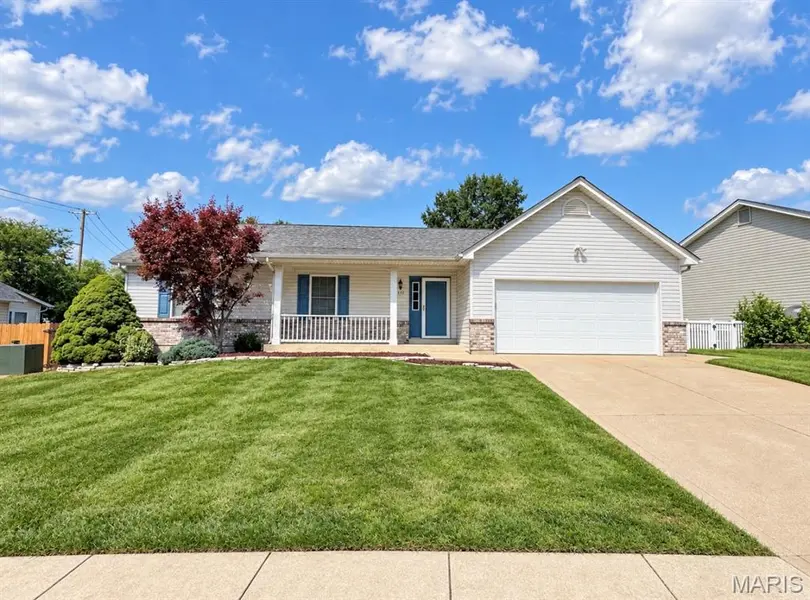 2602 Babble Creek LN, O'fallon, MO 63368