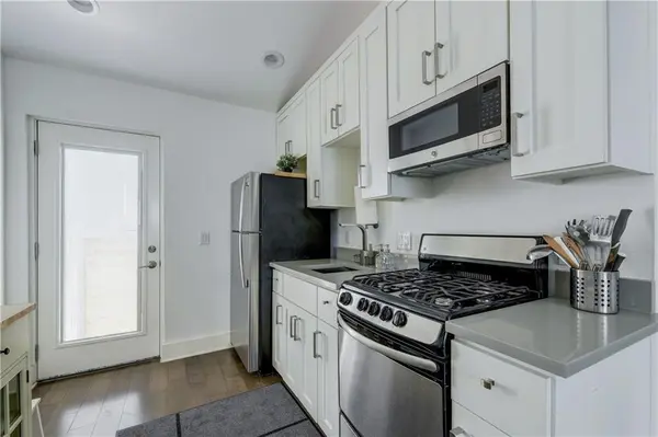 1126 1/2 Chicon ST #2, Austin, TX 78702