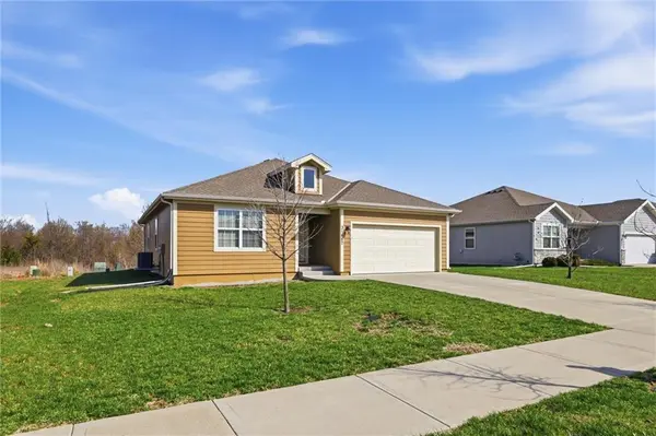 31687 W 172nd ST, Gardner, KS 66030