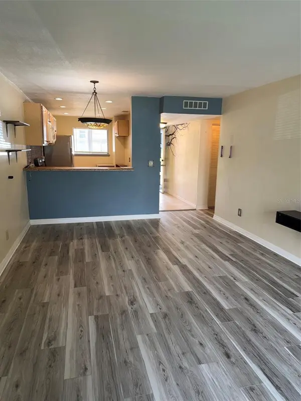 6308 NEWTOWN CIR #8A4, Tampa, FL 33615