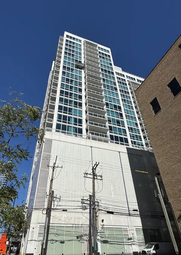 757 N Orleans ST #812, Chicago, IL 60654