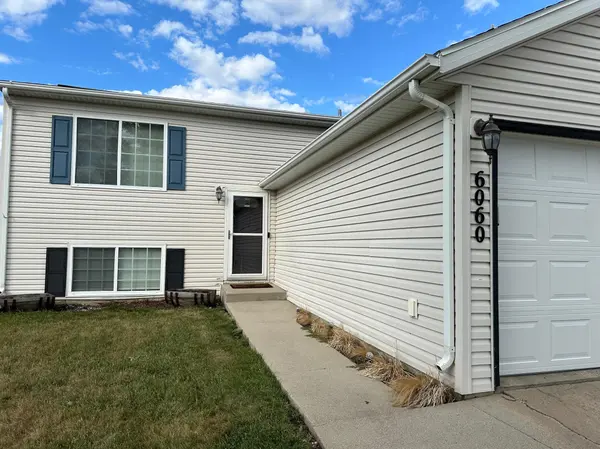 6060 Bennett CT S, Fargo, ND 58104