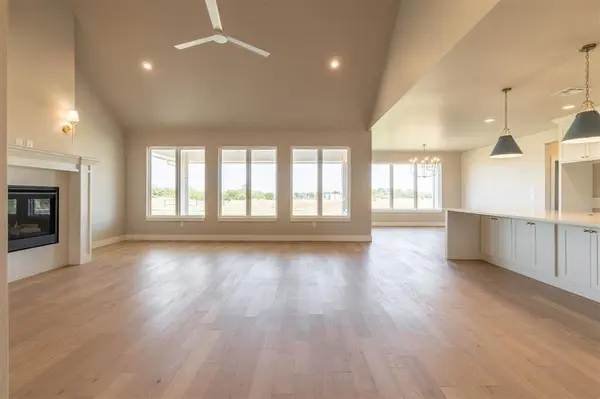 6721 Lake View CT, Cashion, OK 73044