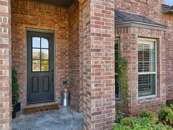 18414 Frontier TRL, Norman, OK 73072