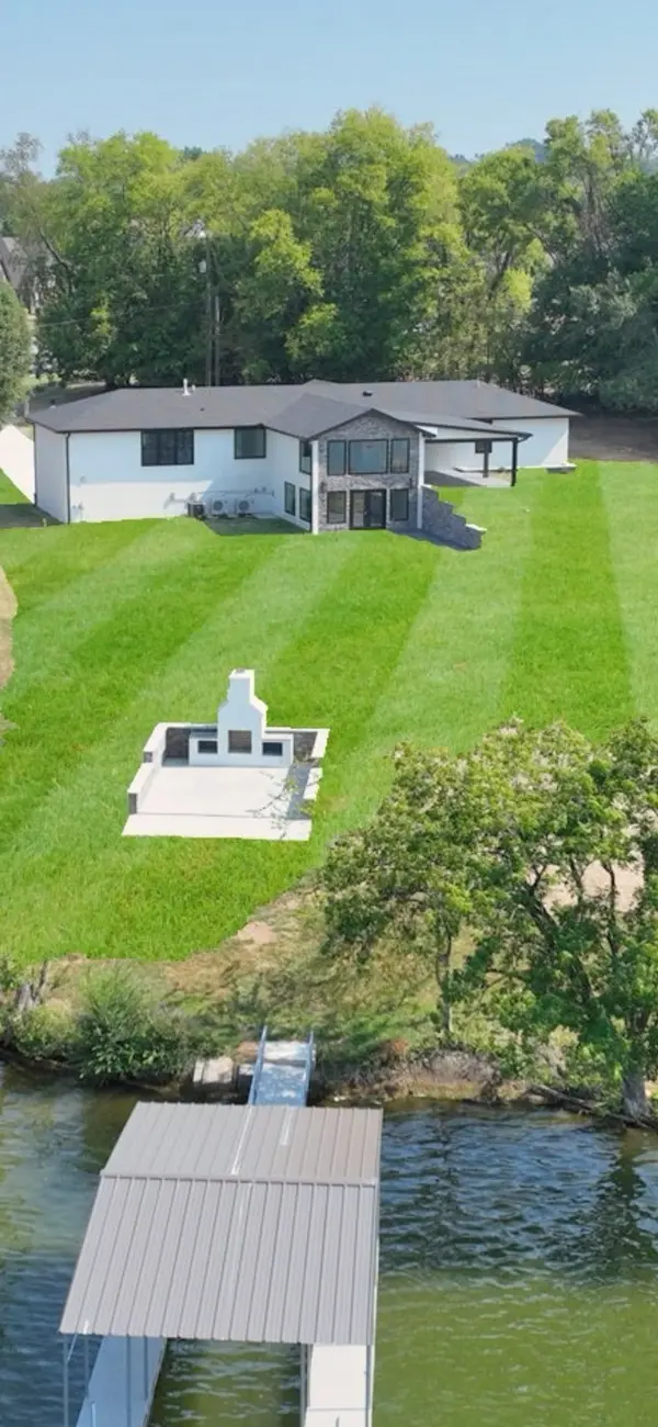 132 Circle Dr, Hendersonville, TN 37075