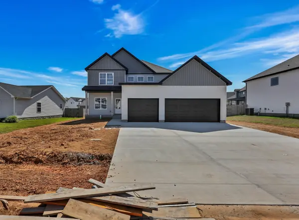 130 Monaghan Dr, Clarksville, TN 37042