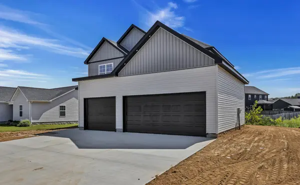 130 Monaghan Dr, Clarksville, TN 37042