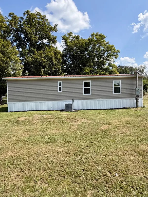 4696 Highway 11 #S, Riceville, TN 37370