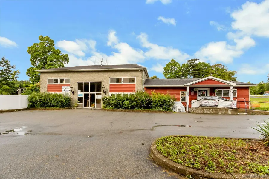 7-9 Cummings LN, Highland, NY 12528