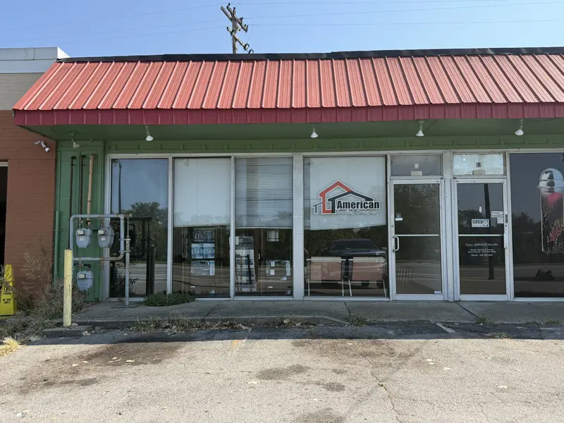 605A N Riverside Dr, Clarksville, TN 37040