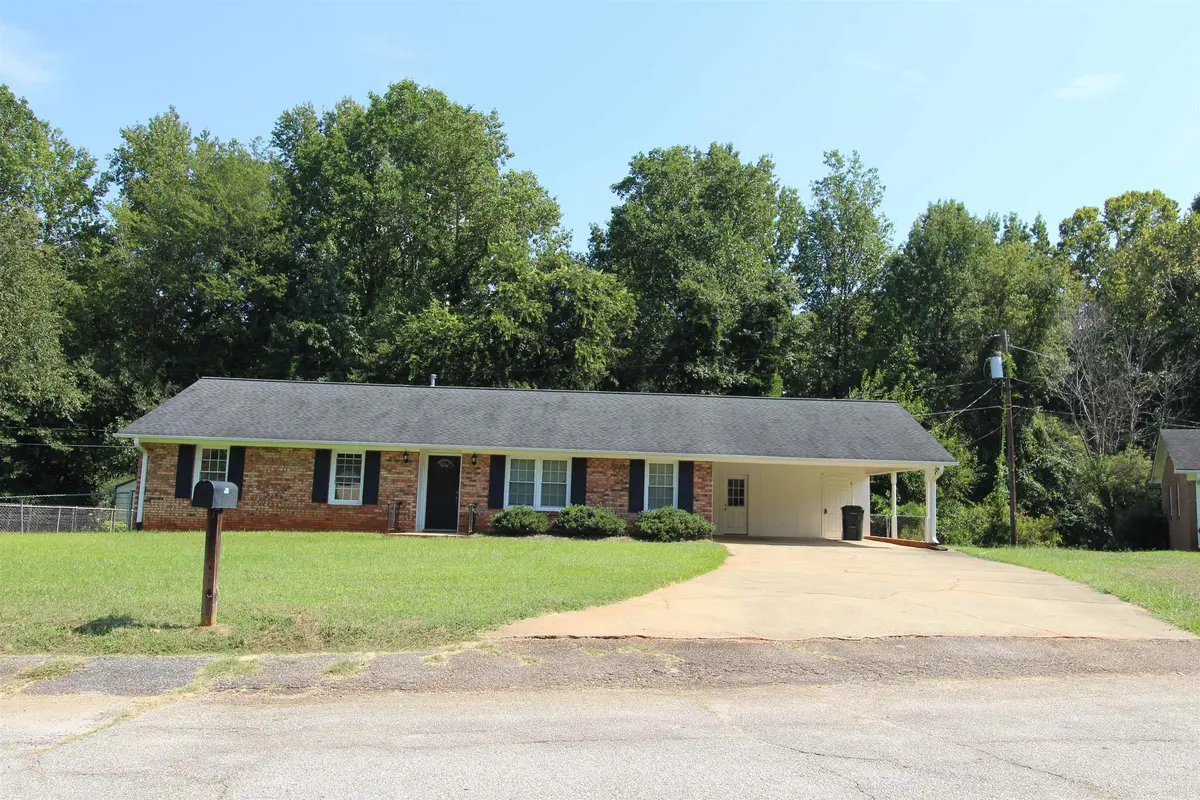 109 Allen CT, Boiling Springs, SC 29316-9124